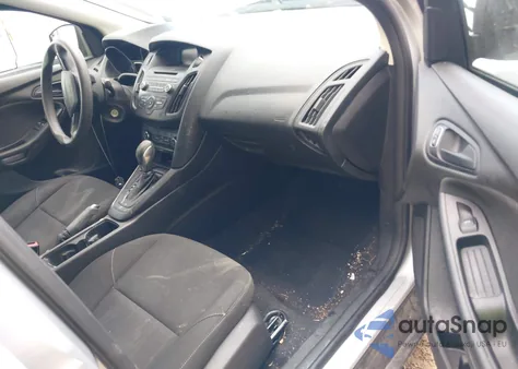 2015 Ford Focus S из США, поврежденный, VIN 1FADP3E21FL322152